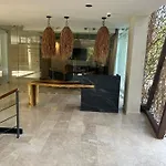 Charming Akua Aldea Zama Premium