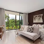Mistiq Gardens