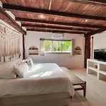 Hotel Amansala 4*