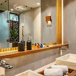 Apartment Tropical Oasis With Plunge Pool & Peaceful Garden - Mira Luna 131c *