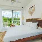 Muuk Vista Panoramica A Selva