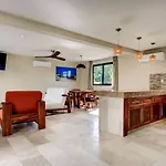 Ultimate Luxury In Soliman Bay - Royalty Treatment - Private Beach Area