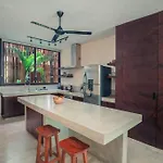 Apartamento Luxury 2 Bdr 2 Bth 2 Bikes Jacuzzi Fiboptic Wifi. Tulum