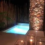 Apartamento Luxury 2 Bdr 2 Bth 2 Bikes Jacuzzi Fiboptic Wifi.