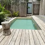 Villa Luxury 3 Bed & Bath Eco-chic - Private Pool *