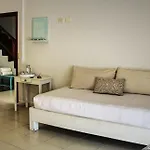 Howlita - Adult Only Tulum