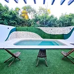 Villa Jacuzzi, Premium Hype - Private Pool & Near The *