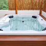 Jacuzzi, Premium Hype - Private Pool & Near The Villa *