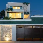 Villa Jacuzzi, Premium Hype - Private Pool & Near The