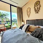 Mistiq Pent House 3 Recamaras, 3 Banos, Sala, Comedor, Terraza Y Jacuzzi Apartment *