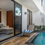 Private Swim-Up Pool. Near Town&Beach. 60Mb Fiber.