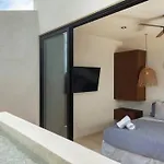 New Ph W/private Pool. Tulums #1 Roofop.200mb Wifi *