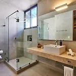 Palma Blanca Private Lux