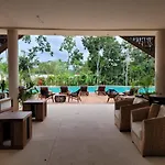 Luxurious Jungle Apartamento Tulum