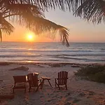 Campsite Playa Lakin-ha Beachfront Cabins