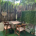 W/plunge Pool & Kitchen