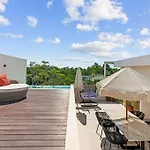 7 Bdr Luxury Villa, Tulum's Infinity Pool, Near Villa Tulum