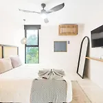 7 Bdr Luxury Villa, Tulum's Infinity Pool, Near Villa *