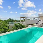 7 Bdr Luxury Villa, Tulum's Infinity Pool, Near * Tulum