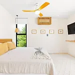 7 Bdr Luxury Villa, Tulum's Infinity Pool, Near *