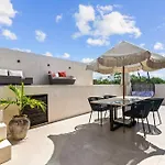 7 Bdr Luxury Villa, Tulum's Infinity Pool, Near Villa *