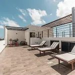 3 Bed Private Rooftop & Pool - Siddharta Ph10