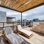 Divine 1br Ph W Private Pool, Cenote, Gym Apartamento