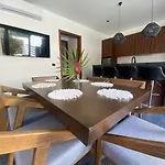 ¡New Villa 4Br With Priv Jacuzzi!