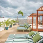 Apartamento Downtown Penthouse With Private Pool, Rooftop Pool And Gym, Short Distance From Beaches, Restaurants & Nightlife *