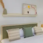 2 Bedroom + Private Pool And Roof Top Terrace Apartamento