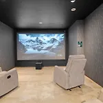 Serenity In The Sky - Studio With Rooftop And Plunge Pool