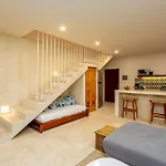 Penthouse With Private Pool