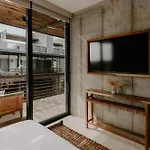 Luxe 3br Ph Cenote, Sauna, Gym & Pool Included Apartamento *