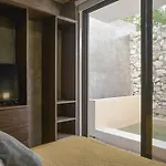 Boho Bliss: 2 Bd W/ Private Pool