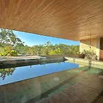 Jungle Beach Sanctuary: Luxury Living