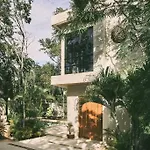 Kuotoch Jungle Retreat-Chef & Yacht