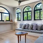 New! Private Pool. Near Beach&Town. 200Mb Wi-Fi