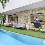 *Entire Private Villa W/Pool & Rooftop*
