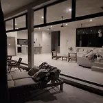 Hermosa Casa Con Piscina Privada