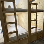 Hostal La Casa De Los Viajeros