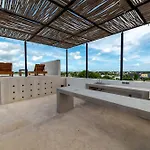 The Teodoro Apartahotel 4*