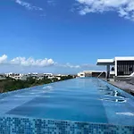 Apartment Luxury Rooftop With Private Pool *