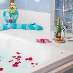 Hotel Mestizo Gallery 4*