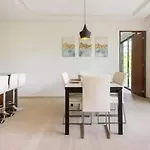 Private Room For Solo Female