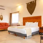 Kaab Hotel