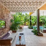 Manor By The Spot Tulum