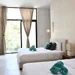Manor By The Spot Tulum