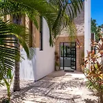 Wonderful Tropical 3br, Garden, Private Pool. Tulum
