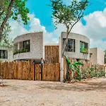 Hidden Gem With Unique Design And Pv Pool