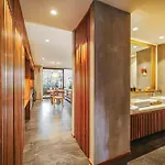 Tropical Oasis With Plunge Pool & Peaceful Garden - Mira Luna 131c Apartment